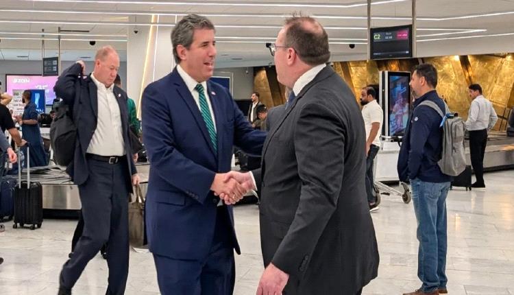 نائب الخارجية الأميركي يعزز الشراكة مع بغداد وكوردستان
