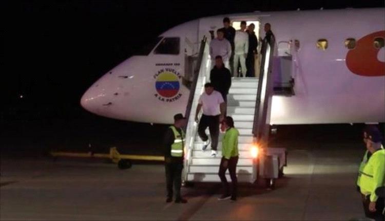 فنزويلا تسمح باستئناف رحلات ترحيل المهاجرين من الولايات المتحدة