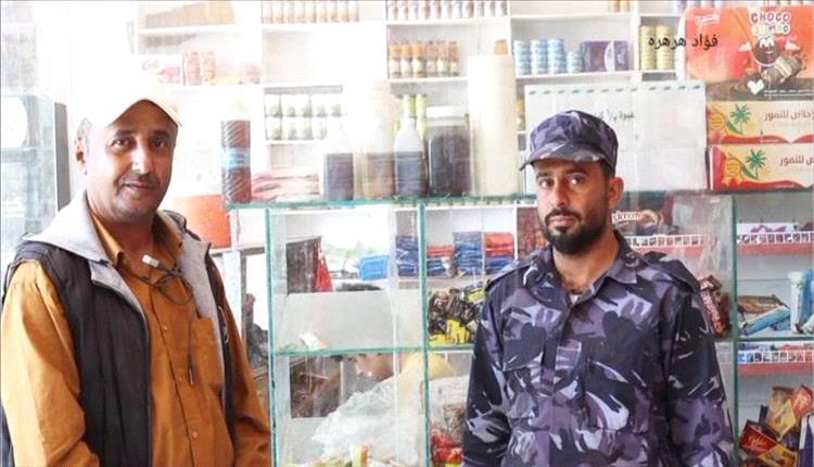 الضالع: نزولات ميدانية لمكتب الصناعة والتجارة لضبط الأسواق وإلزام التجار بإشهار الأسعار