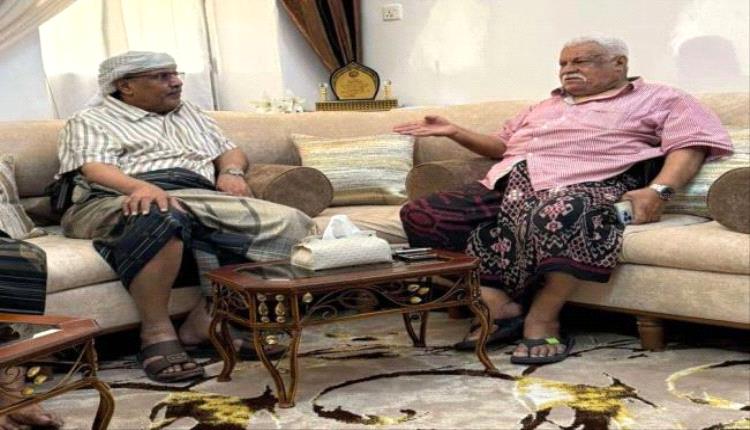 الكثيري يزور اللواء عتيق في سيئون: تحية تقدير لهامة وطنية أرست دعائم الجيش الجنوبي