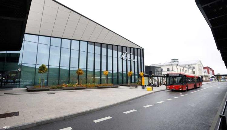 مناطيد مجهولة تجبر ليتوانيا على إغلاق مطارها الرئيسي