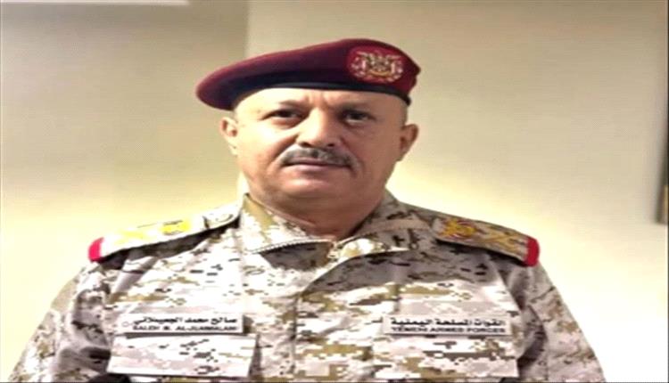 وصول قائد المنطقة العسكرية الأولى إلى عدن يثير ترقباً لموقفه من أحداث حضرموت
