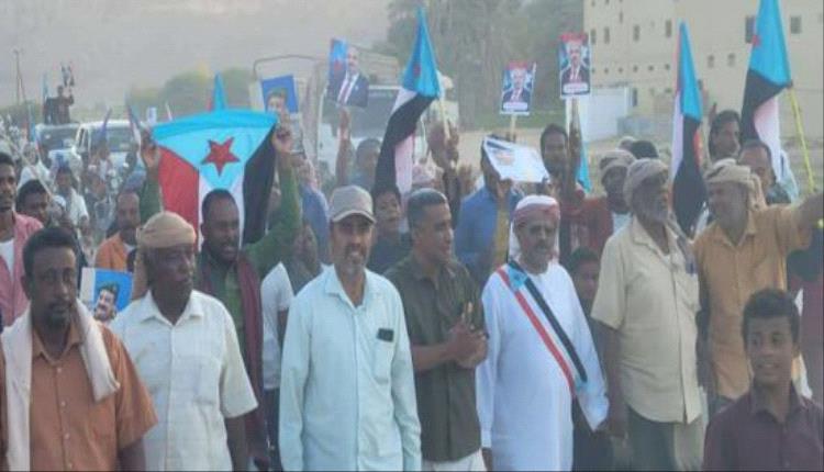 وادي حضرموت ينتفض فرحًا.. مسيرات جماهيرية تحتفي بالنصر الجنوبي
