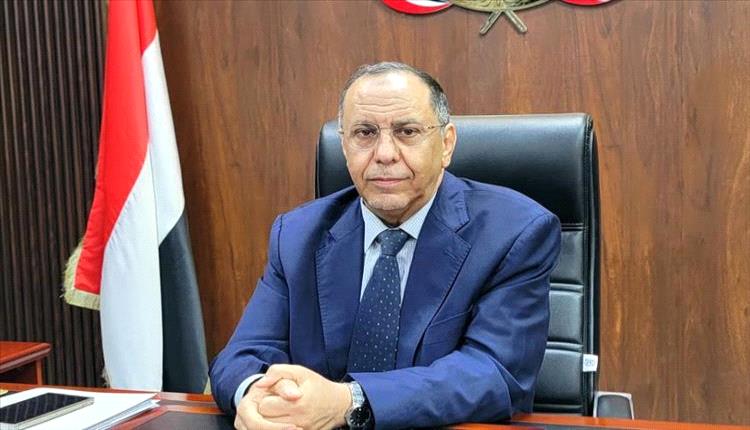 وزير الصناعة: تمويل استيراد مليار و665 مليون دولار دون المساس بالاحتياطي"