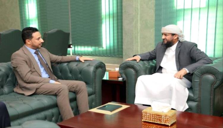 المحرّمي يشدّد على حماية أراضي الدولة ويتابع خطط إصلاح هيئة الأراضي