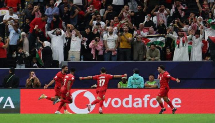 الأردن يُقصي مصر بثلاثية نظيفة ويواصل تألقه في كأس العرب