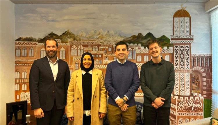 تكريم دولي لافت… الناشطة معين العبيدي تحصد جائزة "التوليب" الهولندية لحقوق الإنسان 2025