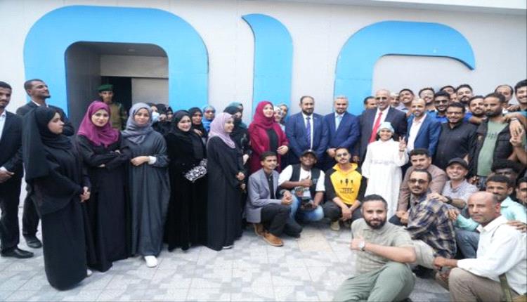 الرئيس الزُبيدي يعزز صرح الإعلام الجنوبي لدعم مستقبل الجنوب