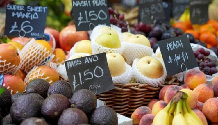 ثقة المستهلك الأمريكي ترتفع في ديسمبر مع تحسن التوقعات المستقبلية