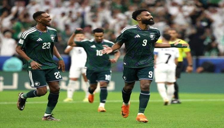 كنو يحسمها في الوقت القاتل ويقود الأخضر إلى نصف النهائي