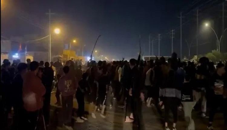 قمع تظاهرات الشرش في البصرة يهدد الحكومة بالتعليق