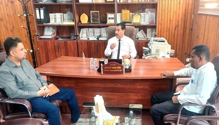 سرار يافع تحت وابل العطش.. أزمة مياه تهدد حياة السكان وتجبر الأسر على النزوح