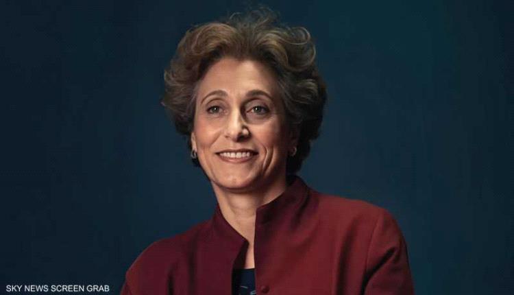 محمد بن راشد يهنئ سعاد العامري الفائزة بـ