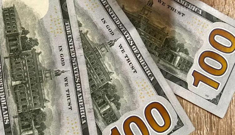 الدولار يقفز في بغداد وأربيل ويواصل صعوده