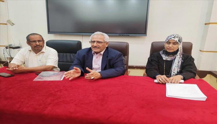 المجلس الطبي الأعلى ينظم امتحانات كفاءة لمنتسبي الهيئة العليا للأدوية بعدن