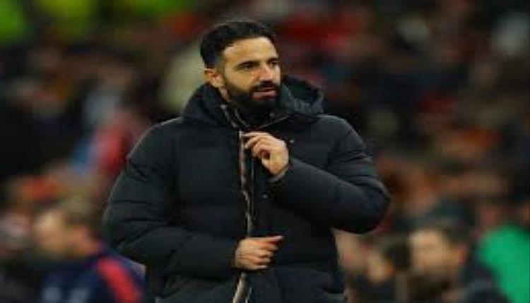 أموريم يرد على انتقادات أساطير مانشستر يونايتد