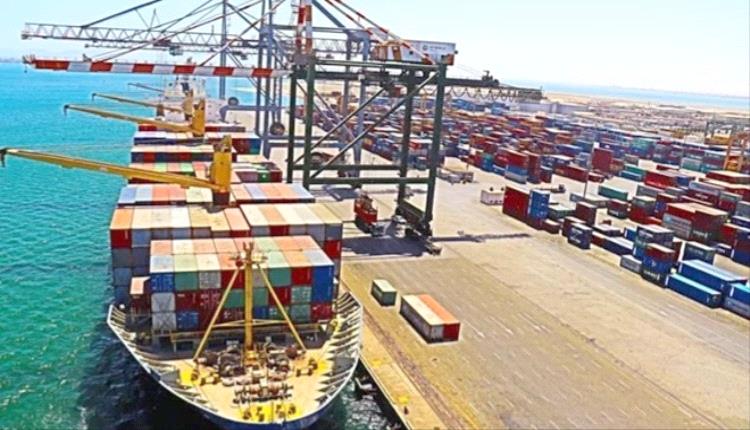 بن لغبر: تعطيل ميناء عدن عقاب جماعي فاشل ولن يكسر إرادة الشعوب