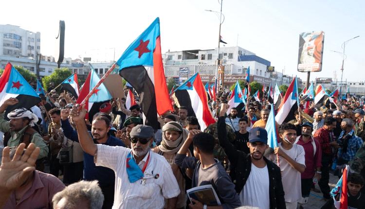 إعلامية جنوبية: استعادة القرار شرط لا يُمنح بل يُنتزع… والجنوب يرفض البقاء ورقة تفاوض