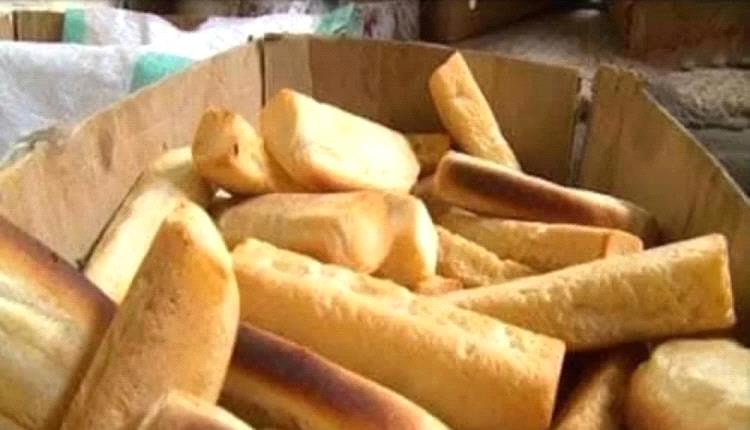 عدن تنهي أزمة خبز "الروتي" بإعادة الأسعار السابقة