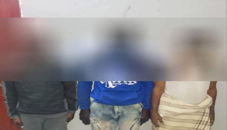 ضبط خلية سرقة في العريش: مواد تنظيف تُنهب وتُباع في سوق الحراج