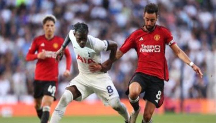 أموريم يحمي كوبي ماينو: قميص أخيه لا يعيق المشاركة