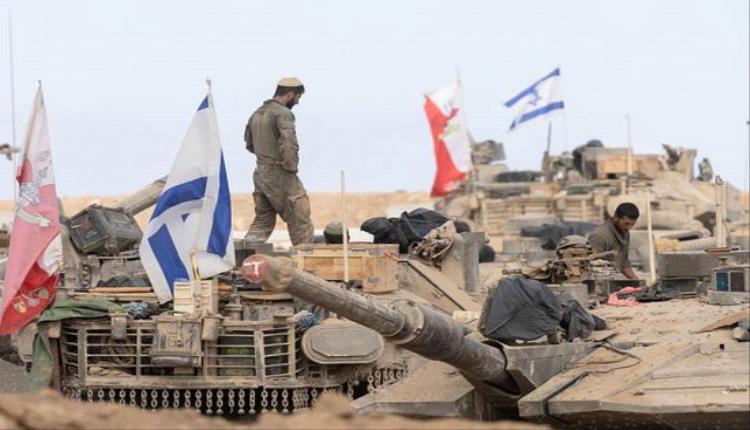 توغّل بالنار داخل الخط الأصفر شمال غزة
