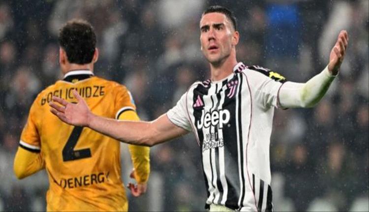 يوفنتوس يحسم موقعة روما بثنائية ويعزز حضوره في سباق القمة