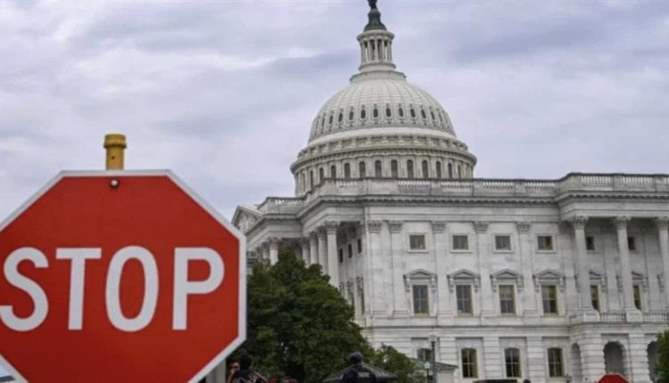 الوقت ينفد في واشنطن .. وإغلاق جديد يلوح بالأفق
