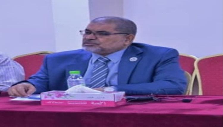 رئيس جامعة حضرموت يستعرض تجربة الجامعة كقاطرة للازدهار والتنمية في أسبوع التطوير الأكاديمي