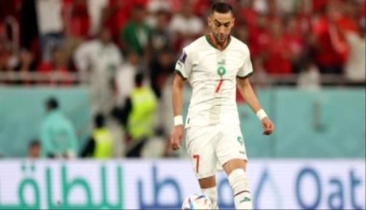 حزن في المغرب وفاة شقيق حكيم زياش تصدم الوسط الرياضي
