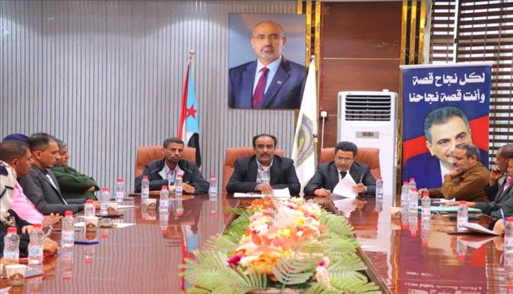 خور مكسر تؤكد دعمها الكامل للزُبيدي وتعزز جهود تحسين الخدمات