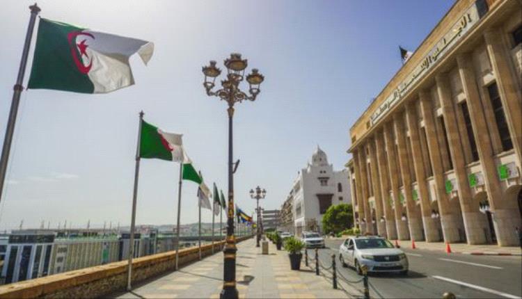 الجزائر تصوّت بالإجماع لتجريم الاستعمار الفرنسي والمطالبة بالاعتذار الرسمي