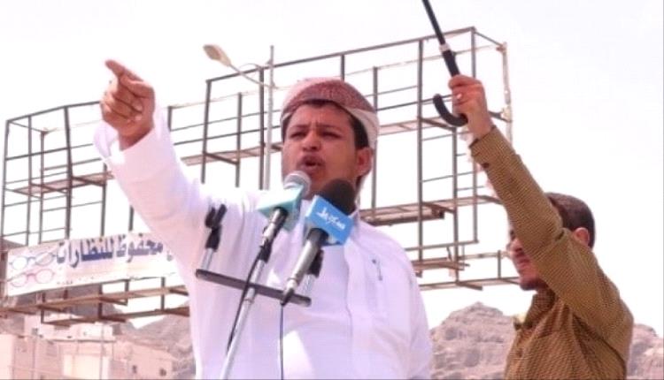 عندما يتذكّر الإخوان الدولة فجأة.. العليمي يكتشف "الشرعية" من بوابة الجنوب