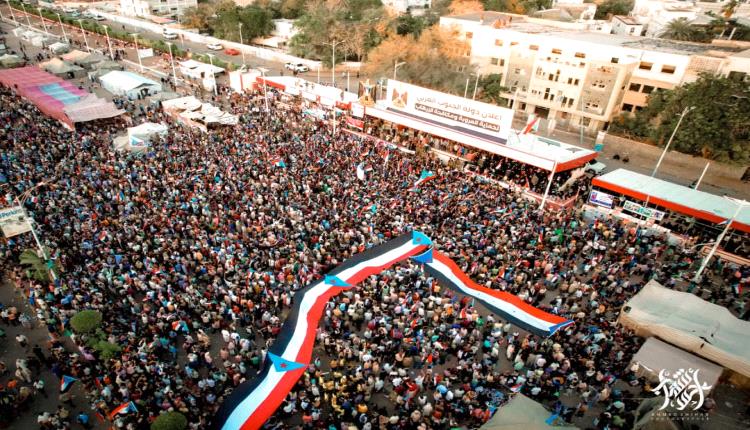 الشعيبي: مجلس وهمي في فنادق الخارج.. والجنوب يرد بمليونية سيئون