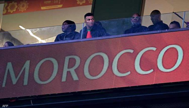 بقميص حكيمي.. مبابي يساند المغرب أمام مالي