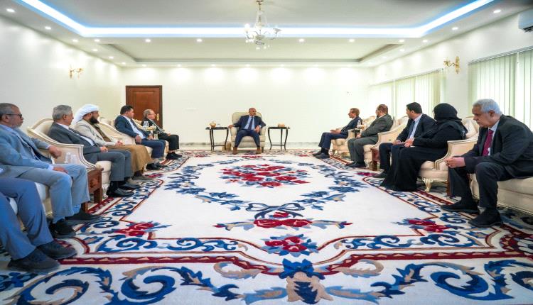 الرئيس الزُبيدي يؤكد استقلال القضاء ويدفع بإصلاحات شاملة لمواجهة الفساد والإرهاب