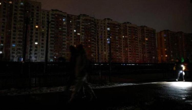 عودة الكهرباء إلى أكثر من مليون منزل في كييف بعد هجوم روسي