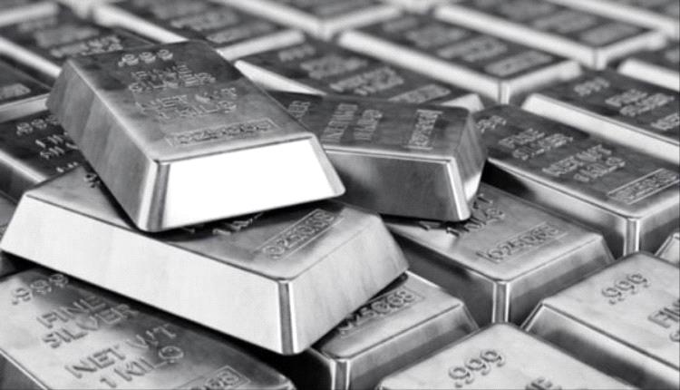 الفضة تتراجع أكثر من 6% بعد تسجيل مستويات قياسية