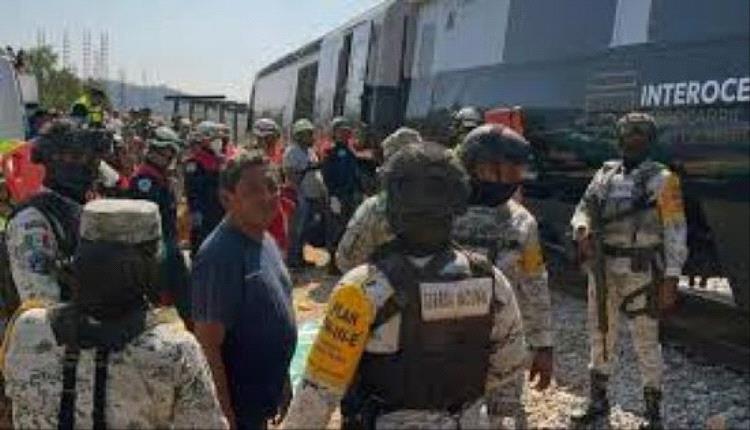 قطار المكسيك ينقلب بين محيطين 13 قتيلًا وعشرات الجرحى