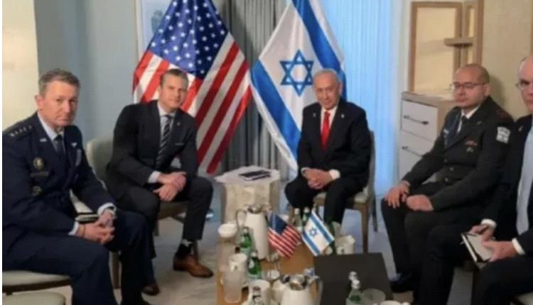 نتنياهو يلتقي وزيرَي الخارجية والحرب الأمريكيين في منتجع مارالاجو