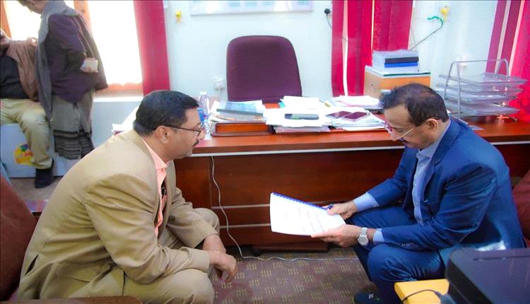 شبوة تتلف 156 طنًا من السلع الفاسدة وتعزز الرقابة التموينية