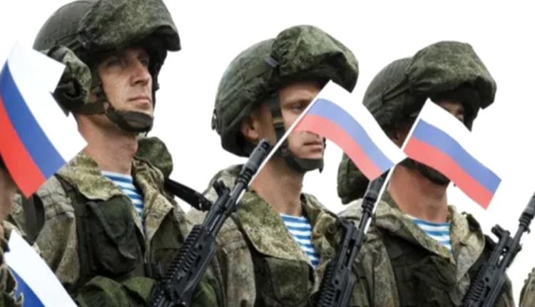 الدفاع الروسية: استدعاء 135 ألف مجند للخدمة العسكرية
