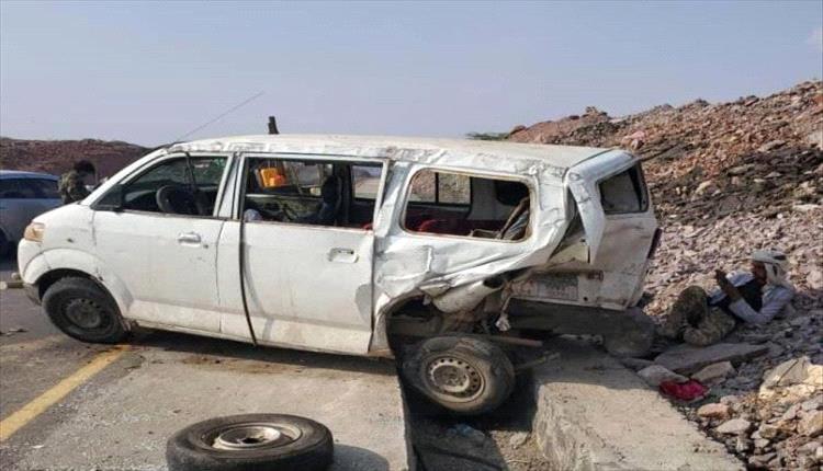 مصرع شخصين في تصادم مأساوي على طريق كسر الحصار بتعز