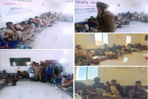 محافظ شبوة يفرج عن أسرى معسكر عارين بعد تقديم الرعاية لهم