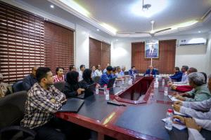 وزارة المياه والبيئة تعلن تأييدها الكامل لبيان أعضاء مجلس القيادة الرئاسي وتؤكد دعمها للرئيس الزُبيدي