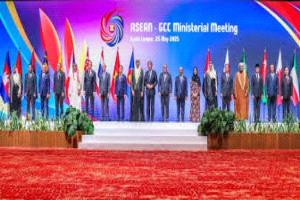 تأجيل دبلوماسي في آسيان وسط توتر تايلاندي–كمبودي