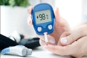 فاكهة لمرضى السكري: اختيار ذكي للحفاظ على السكر