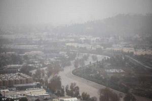 النهر الجوي.. طوارئ وتحذيرات من فيضانات خطيرة بلوس أنجلوس