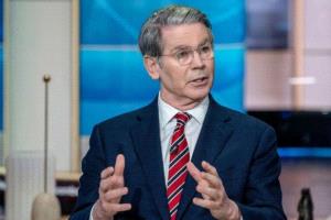 وزير الخزانة الأمريكي يدعو لنهج مرن في التنظيم المالي