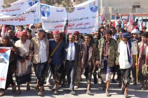 مسيرة جماهيرية في عتق احتفاءً بانتصارات القوات الجنوبية واستمرار المطالبة بالدولة